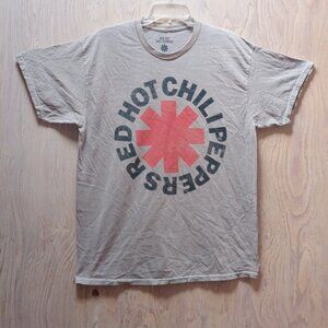 NWOT Red Hot Chili Peppers Logo T-Shirt size Large Hot Topic